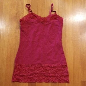 Vanity Women's Lace Tank Medium